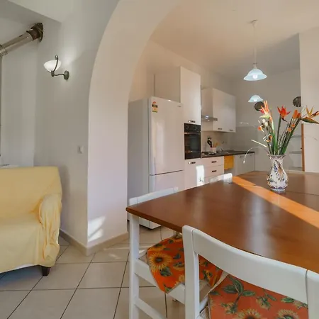 Casa Barbarossa - Goelba Nyaraló *